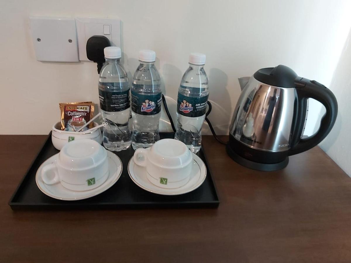 Kb Hotel Кепала Батас Экстерьер фото